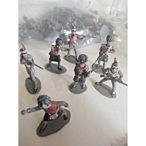 vintage plastic toy soldier lot Airfix & TimMee 200 plus - Picture 15 of 16